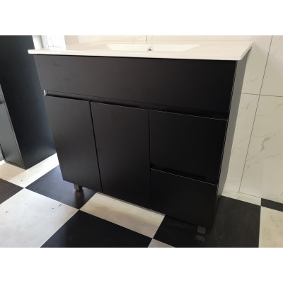 Vanity - Heron Series N900F Black